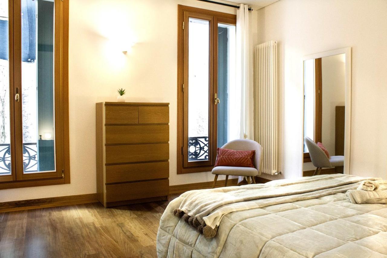 Dolfin Apartment * * * * * Treviso Exterior foto